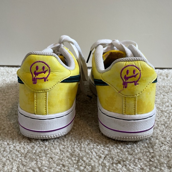 Nike AF1 Low Peace, Love, & Basketball Sneakers - Picture 3 of 8